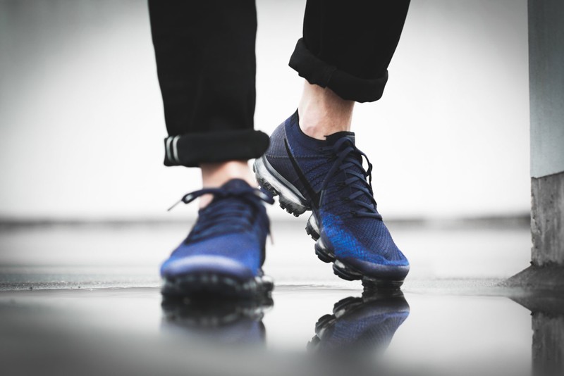 nike vapormax royal blue